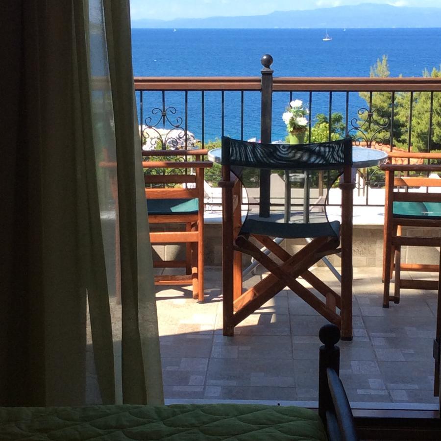 Ocean View Apartment นิโอไกลมา ภายนอก รูปภาพ