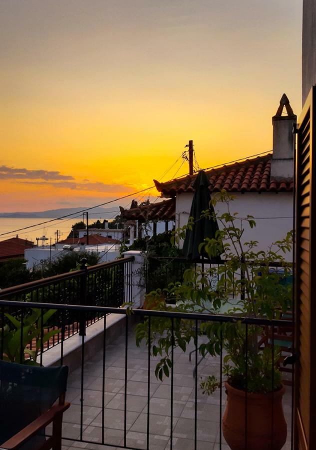 Ocean View Apartment นิโอไกลมา ภายนอก รูปภาพ